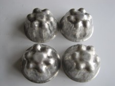 A Set of 4 Vintage Helpmate Aluminium individual serving jelly / pudding moulds