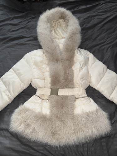 River island size - river,