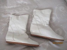 1970s  white 3/4 boots - size 6 1/2