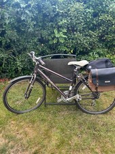 Ladies Victoria Pendleton  Brooke Hybrid Bike size medium includes pannier rack