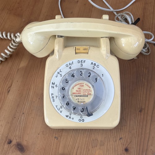 706l retro white and cream - and,