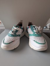 Pons Quintana Green White Snake Print Lace Up Sneakers Size 5 (T11)