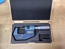 Mitutoya digital 0-1"/25mm micrometer