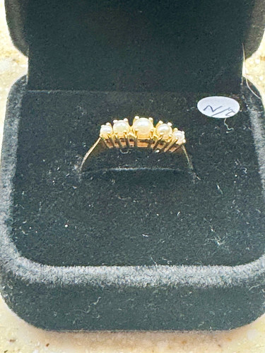 9ct yellow gold hallmarked - 9ct,