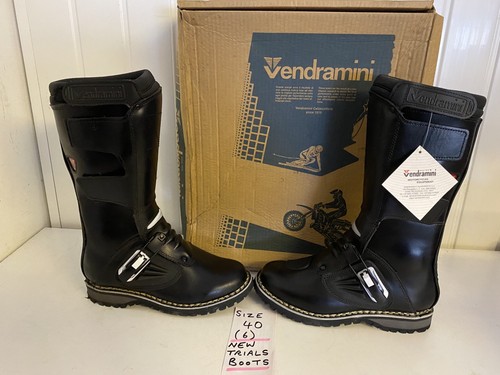 Trials boots size - boots, new