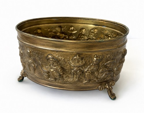 Vintage brass oval jardiniere - brass,