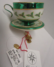 Radko CHRISTMAS CUPS HOLLY