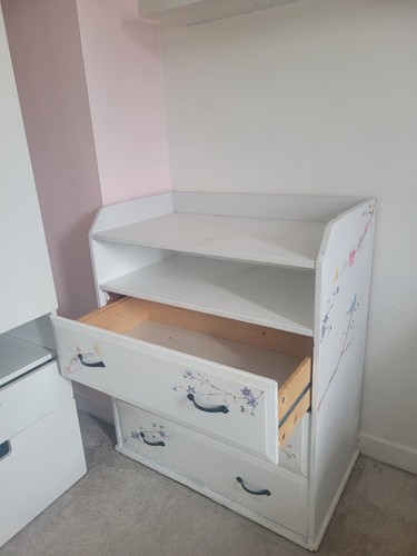 Hand painted shabby chic - shabby,