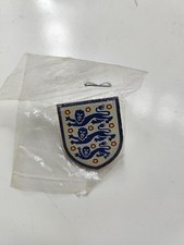 ENGLAND FOOTBALL PIN BADGE●3 LIONS COATED ENAMEL
