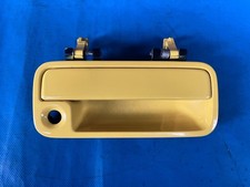 Rover 25 / MG ZR Right Side Front Exterior Door Handle (CXB101500) Trophy Yellow