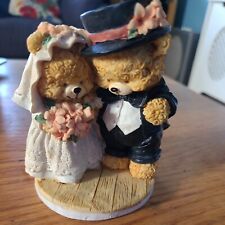 Vintage Teddy Bears Resin Figurine - Bride And Groom