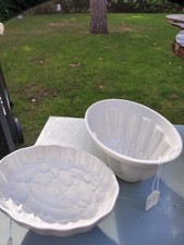 2 x Vintage Ceramic Jelly Moulds