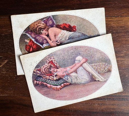 Risque glamour women postcards - women,