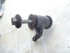 KAWASAKI GPX600 ZX750 ZX600 ENGINE RUBBER MOUNT & BRACKET 92075-1377  32029-1698