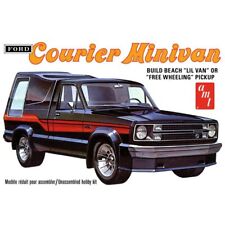 AMT 1210M Ford Courier Minivan
