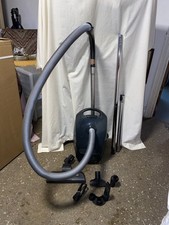 Miele s2111 cylinder bagged - cylinder,