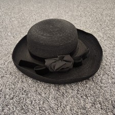 Philip somerville strew hat.