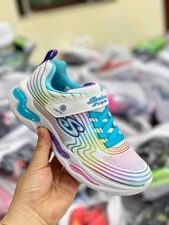 Skechers WAVY BEAMS Girls Light Up Lace-Up  Trainers Shoes Size UK2 EU35