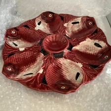 Bordallo Pinheiro Oyster Plate RARE red cream fish design  10 3/4" Preloved vgc 