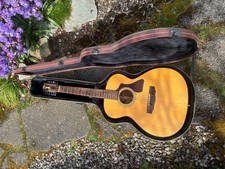 String guitar made - made, guild
