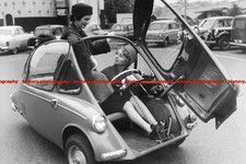 F008351 Heinkel Cabin car Trojan 200 Germany 1956