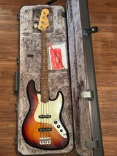 Fender USA Jazz Bass Vintage / Electric Bass Guitar w/ Original HC made in USA