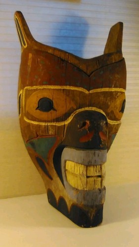 Large totem pole - 18", antique