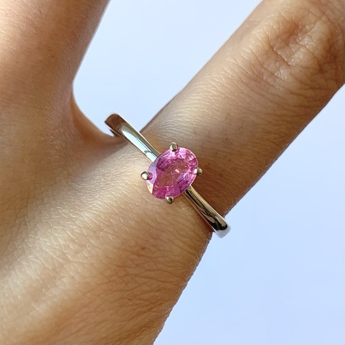 Pink sapphire solitaire oval - sapphire,
