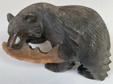 LARGE 12” VINTAGE JAPANESE / BLACK FOREST CARVED WOODEN BEAR - SALMON HUNTING