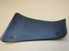 Piaggio Vespa GTS 300 Touring ABS 2020 2,276 miles battery panel (15207)