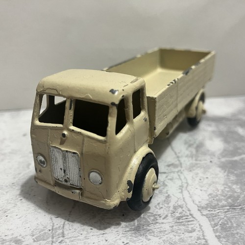 Dinky toys vintage - toys,