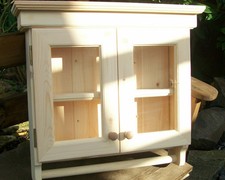 Small glazed wooden bathroom - glazed,
