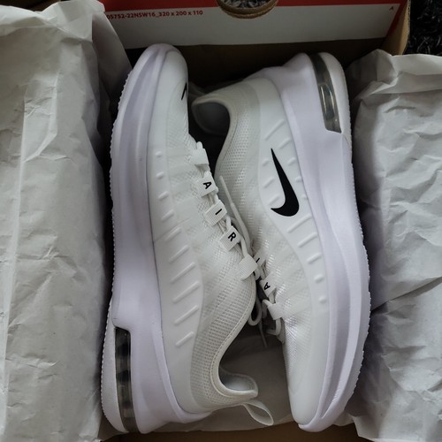 Air max axis - axis, white