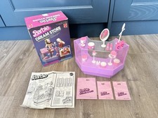 Barbie Dream Store Makeup Department 1982, Original Box - PLEASE READ
