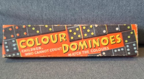 Spear games colour dominoes - games,