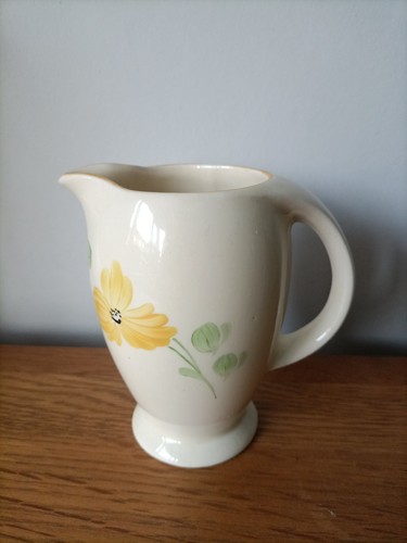 Grays vintage art - art, creamer
