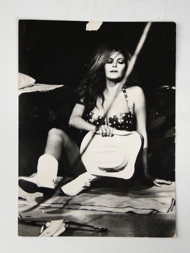 Raquel welch myra - raquel,