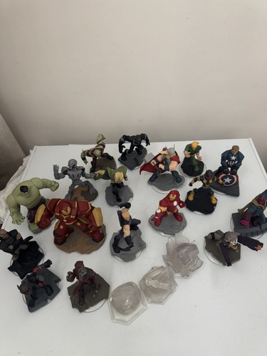 Disney infinity figures bundle - disney,
