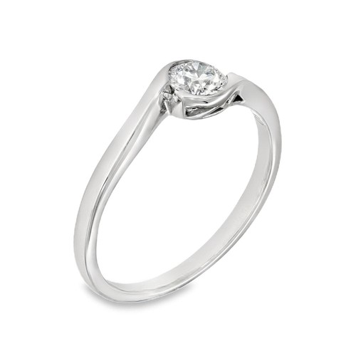 18ct white gold diamond - 18ct,