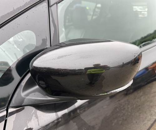 Nissan leaf wing - leaf,
