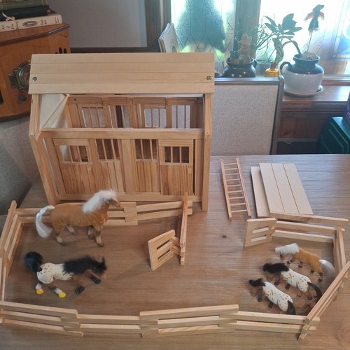 Wooden toy horse barn - wooden,