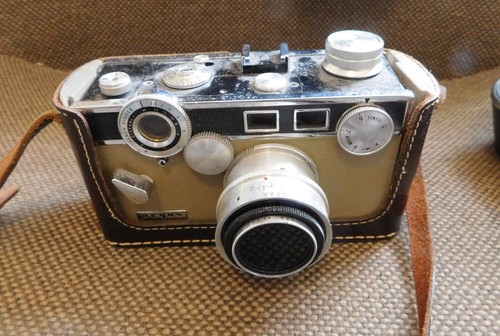 Vintage argus 35mm rangefinder - argus,