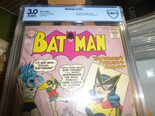 Batman 133 cbcs kite - batman,