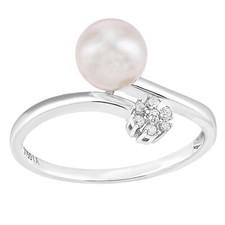 9ct White Gold Pearl and