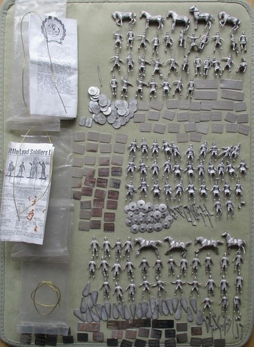 Vintage little lead - vintage, soldiers
