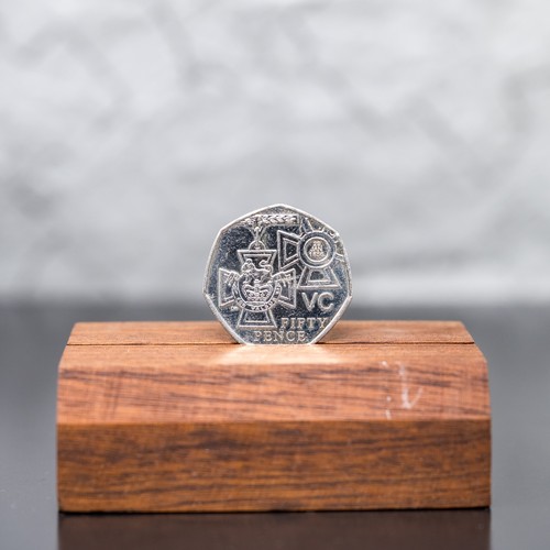 2006 victoria cross medal - victoria, 50p