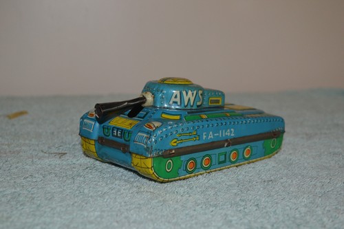 Vintage tinplate sparking - vintage,