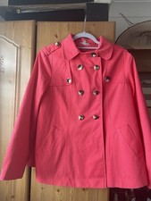 Debenhams Red Herring