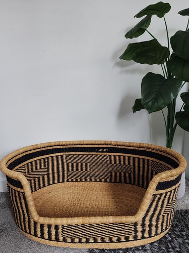 Bolga dog bed basket - bed, with