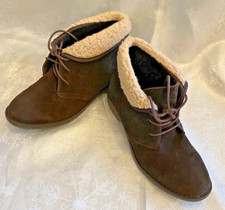 Ladies Cotton Traders Chocolate Brown Lace-up Boots with sheepskin trim Size UK5
